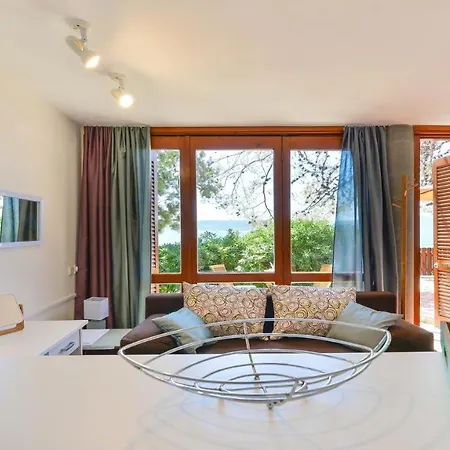 Beachfront Maestral Holiday home Sveti Petar (Zadar)
