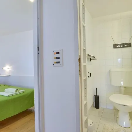 Holiday home Beachfront Maestral